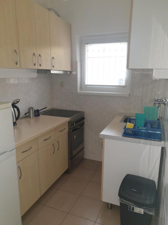 Zseki Apartman ไฮจ์ดุสโซบอสโล ภายนอก รูปภาพ